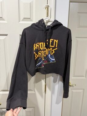 H&M Black Cropped Hoodie with Yellow Graphic